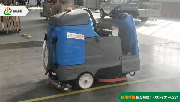 工廠(chǎng)哪里適合掃地車(chē)和洗地機，應如何區分？